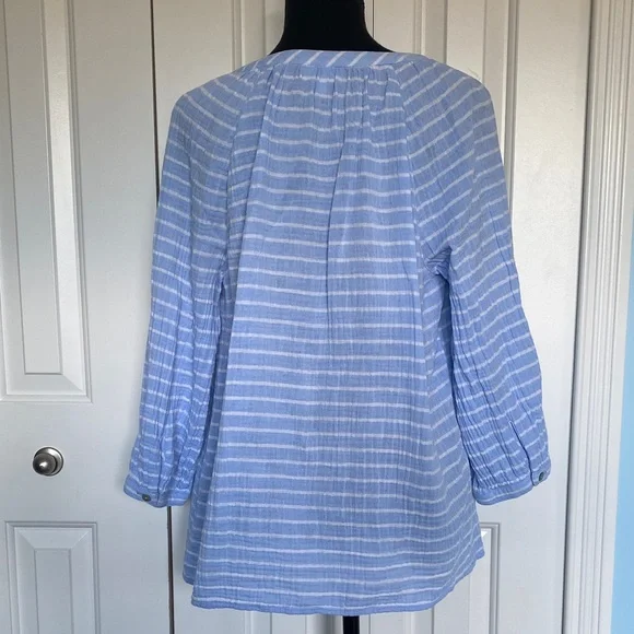J.Jill Medium 100% Cotton Light Blue And White Striped Button-Up Shirt - Picture 3 of 7